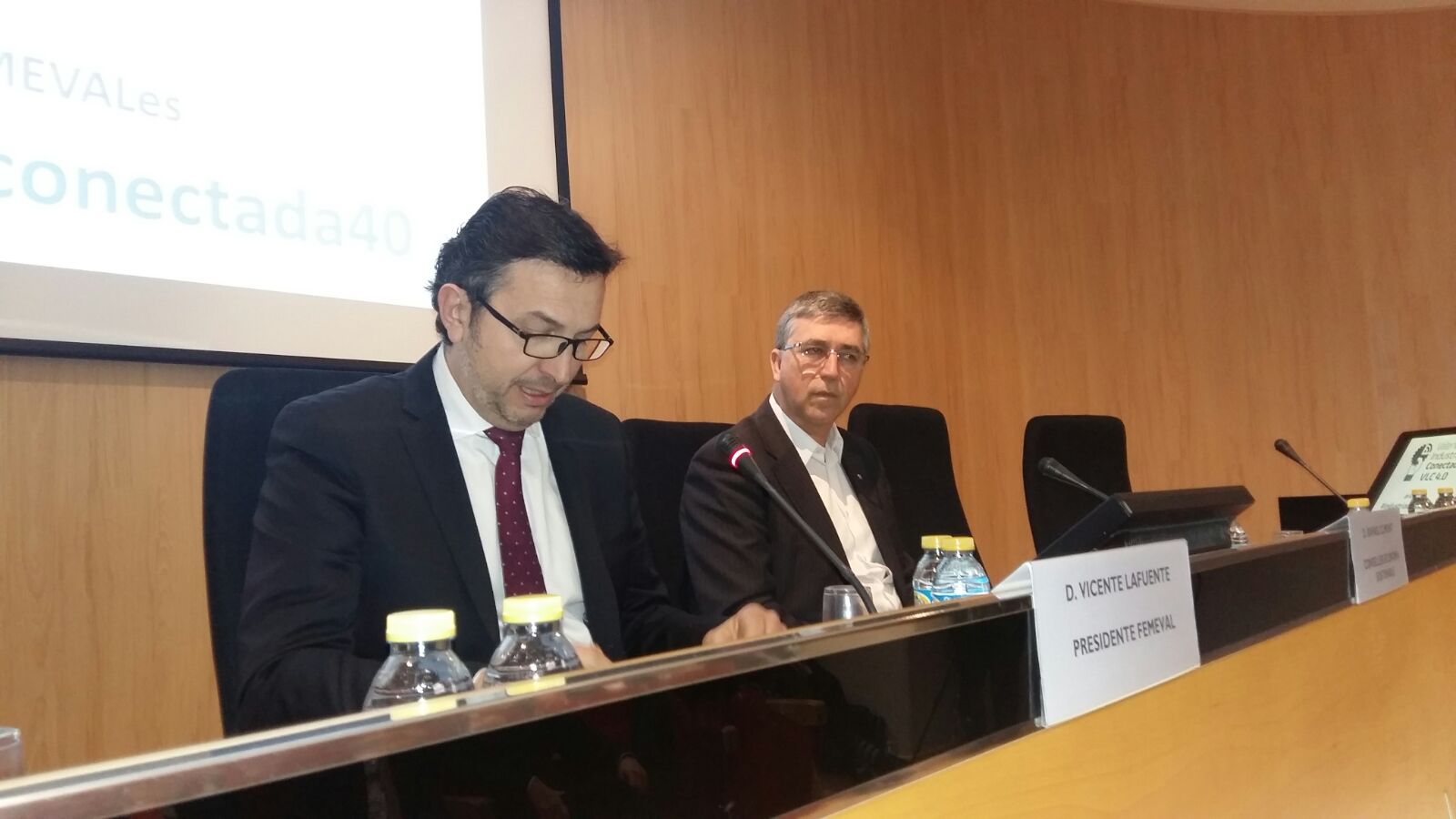 Jornada FEMEVAL mesa