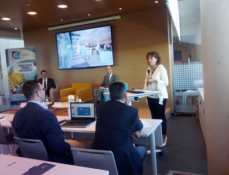 Julia Castalla FUNDEUN