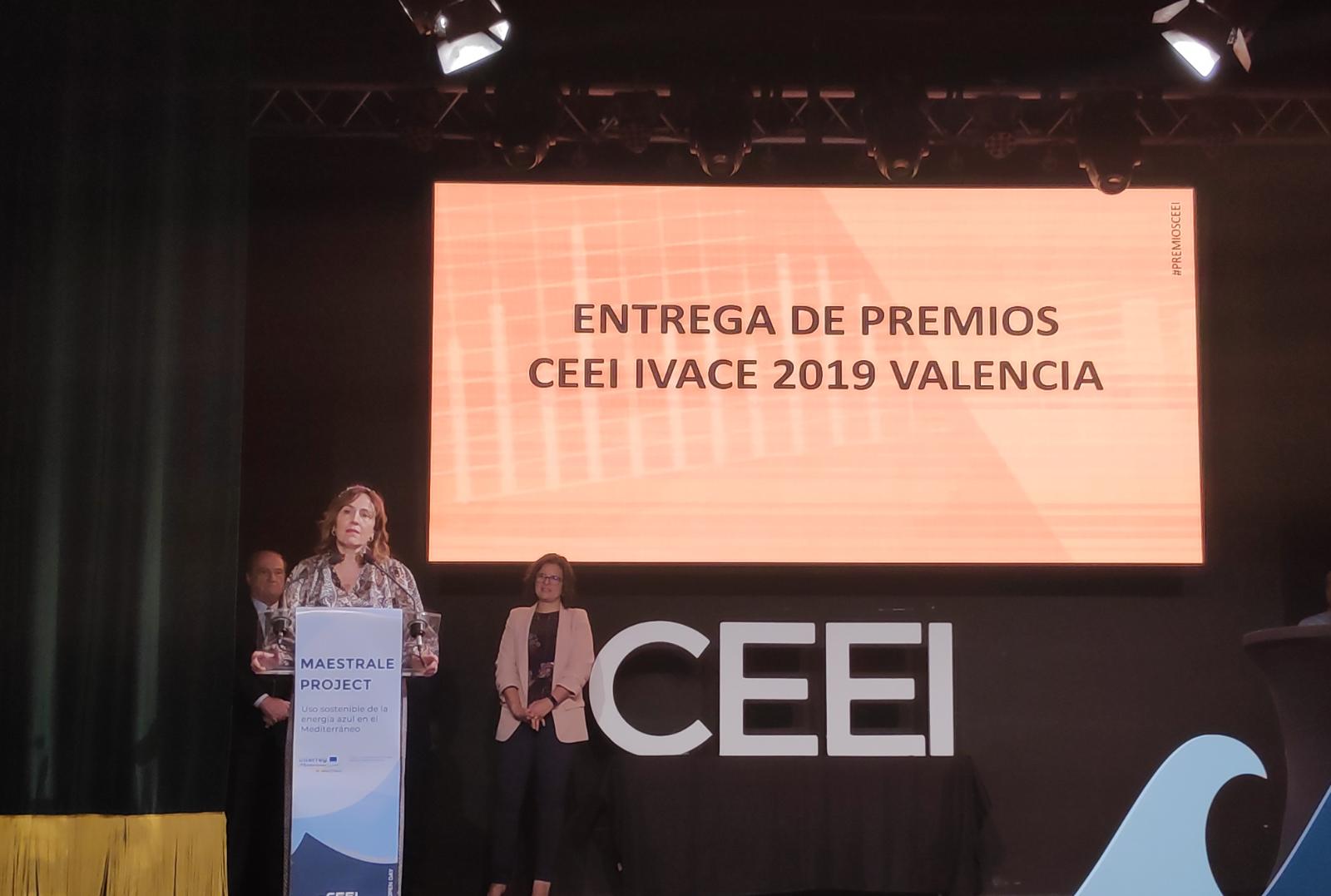 Julia Premios CEEI